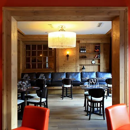 Le Samoyede מלון