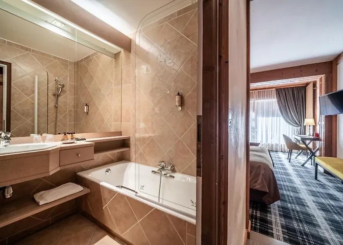 Le Samoyede Hotel 4*